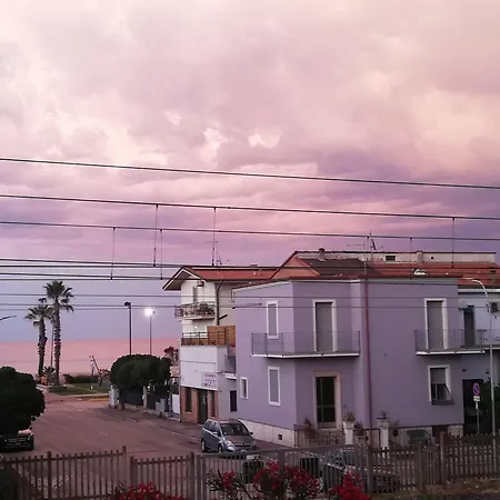 Dimora Di Lola Affittacamere *