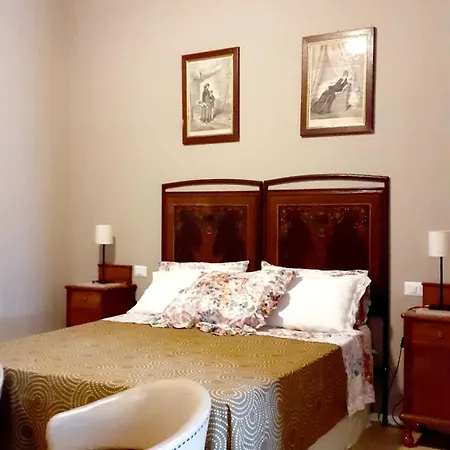 Dimora Di Lola * Porto SantʼElpidio
